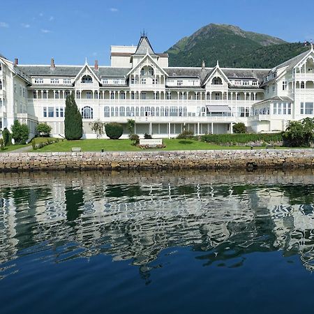 Balestrand Fjordapartments Holmen 19A Zewnętrze zdjęcie