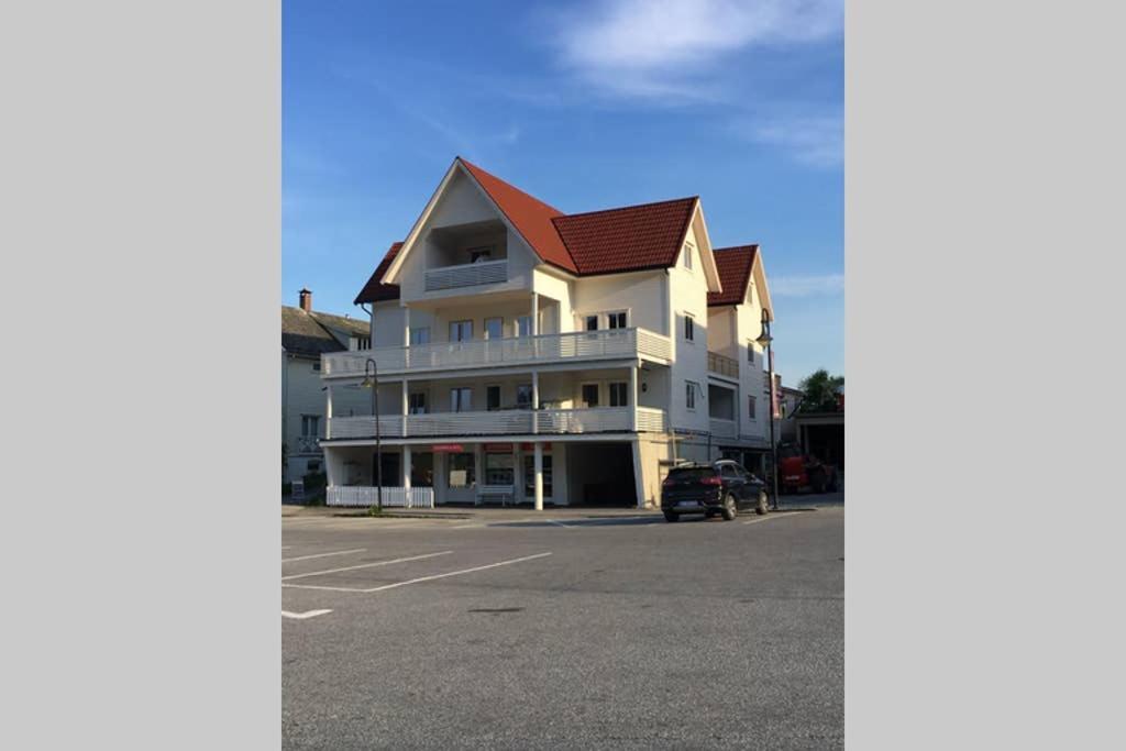 Balestrand Fjordapartments Holmen 19A Zewnętrze zdjęcie